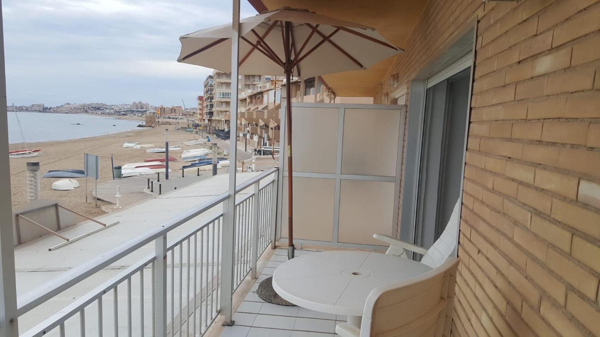 Beachfront Apartment - La Mata ตอร์เรเวียคา ภายนอก รูปภาพ
